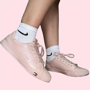 Tommy Hilfiger pink sneakers